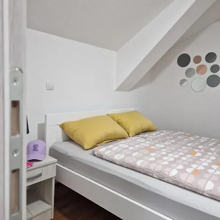 Apartments Gradiska *